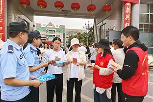 哪位“老头”更强？美媒晒詹姆斯和杜兰特35岁赛季场均数据对比